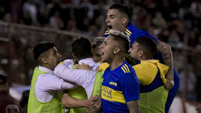 Quiere dar pelea: Boca goleó a Huracán y espera un traspié de River