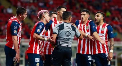 “Se equivocó”: un analista evidenció el error arbitral que perjudicó a Chivas en el Clásico Tapatío