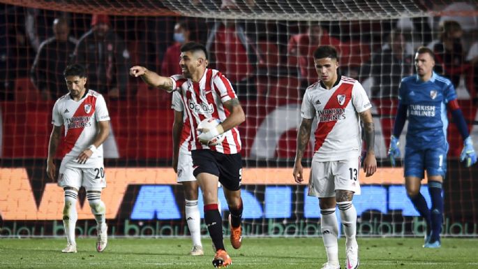 Lo salvó Armani: River empató en La Plata por su arquero y es más líder que nunca