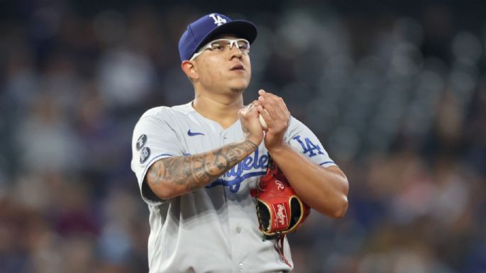 Julio Urías despertó la admiración de los aficionados con el imponente coche que maneja en Los Ángeles