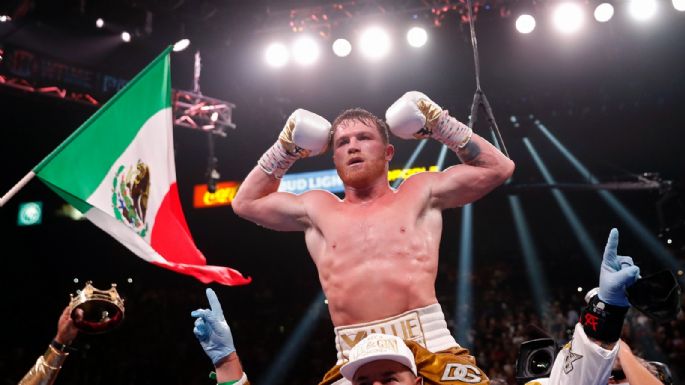 “Podría bajar una división”: la insólita propuesta de una gloria del boxeo para Canelo Álvarez