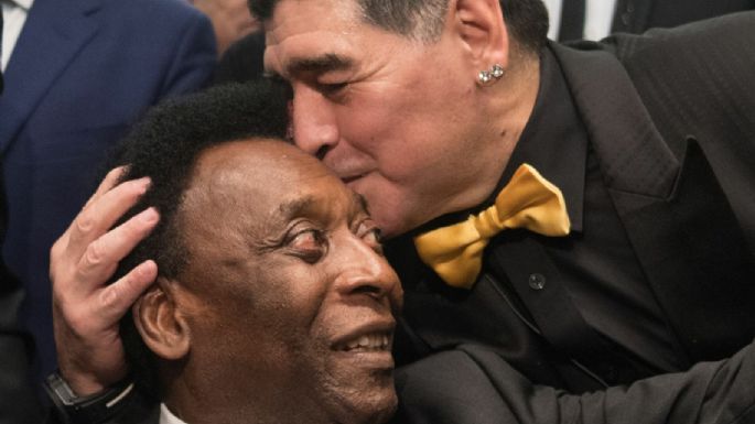 "Para siempre": el conmovedor mensaje con el que Pelé recordó a Diego Maradona