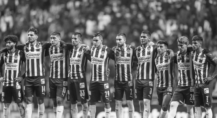 Una nueva frustración: quiénes son los jugadores que no seguirían en Chivas
