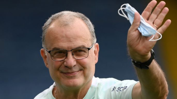 Un mar de lágrimas: así fue la despedida de Marcelo Bielsa de uno de sus equipos más queridos