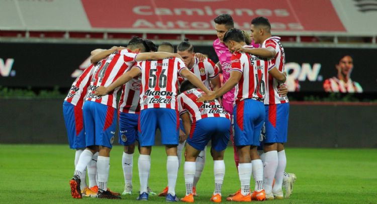 Tiene contrato con Chivas: el futbolista que no se muestra entusiasmado con la idea de regresar