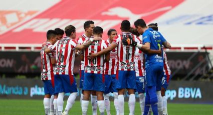 Busca refuerzos: la negociación que propuso Chivas para contratar a un jugador de jerarquía