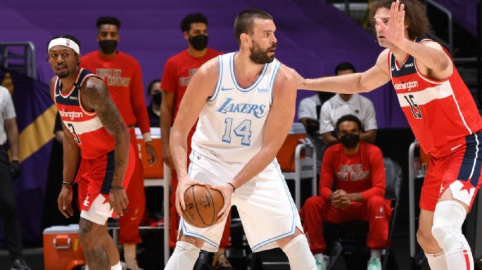 En Los Angeles Lakers no están contentos con Marc Gasol y apuntan a la llegada de otro pivot