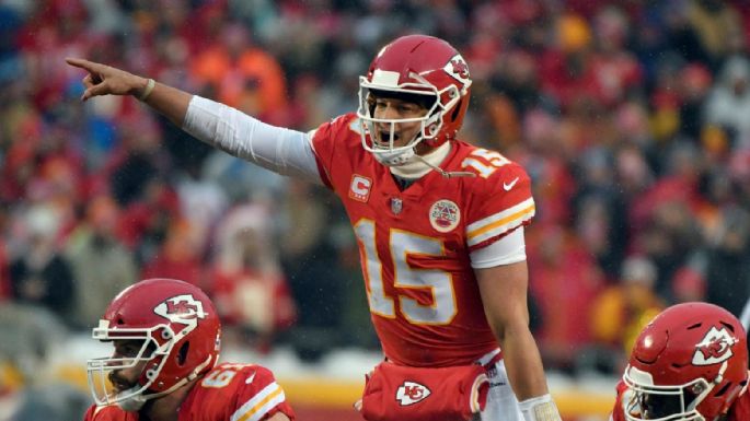 Protección para Mahomes: un liniero estrella sale del retiro para firmar con Kansas City Chiefs