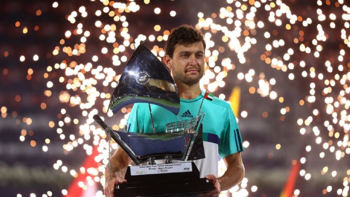 Aslán Karátsev anunció su próximo desafío tras ganar su primer torneo ATP en Dubái