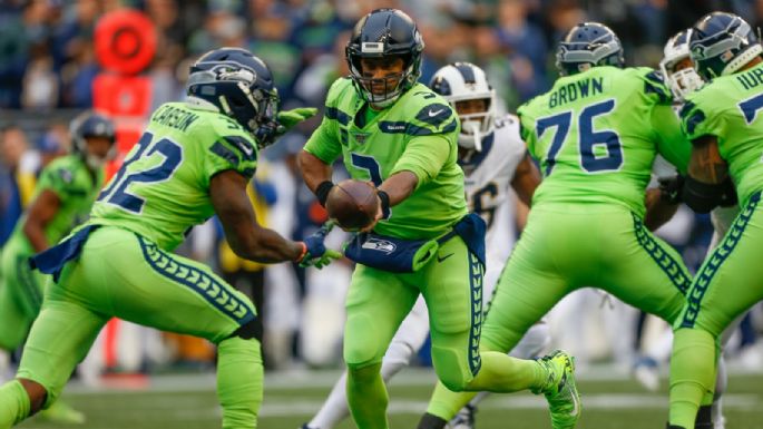 Seattle Seahawks continua con la reestructuración y renovó a un defensor importante