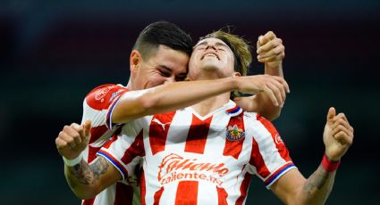 Problemas para Chivas: dos destacados futbolistas podrían abandonar el Rebaño Sagrado