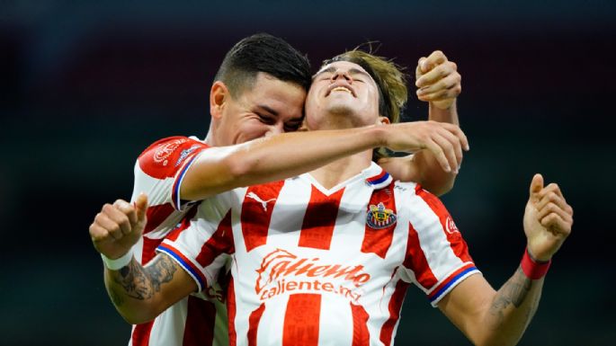 Problemas para Chivas: dos destacados futbolistas podrían abandonar el Rebaño Sagrado