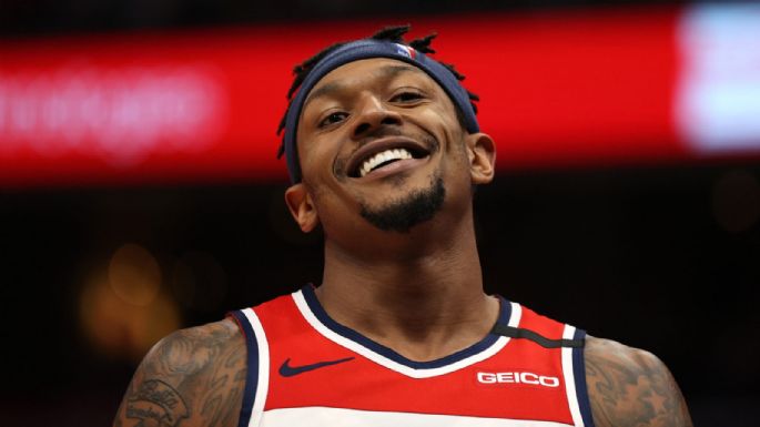 Seis puntos en seis segundos: la hazaña de Beal para que Wizards de vuelta un partido increíble