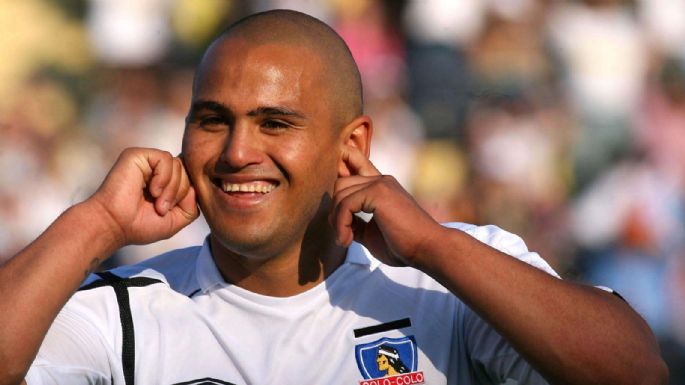 Humberto Suazo sorprendió a todos al hablar de su regreso a Colo Colo en 2015