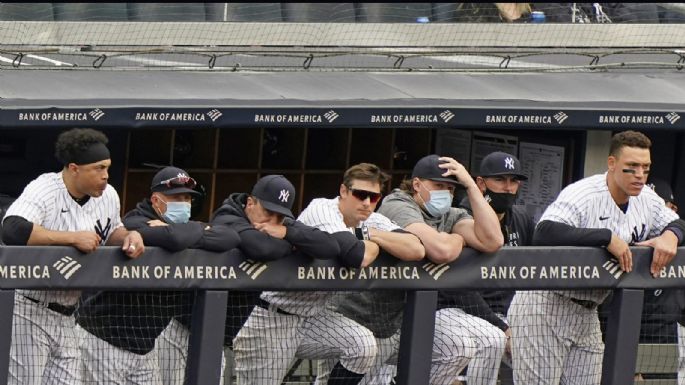 En caída libre: los New York Yankees y la reacción de sus fanáticos ante el poderío de Tampa Bay