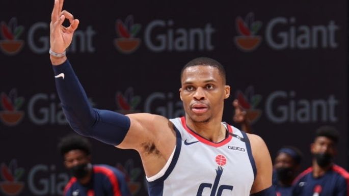 Westbrook cortó la racha de los Warriors y puso a los Wizards en puestos de play-in