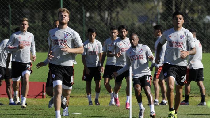 Alarma en River: dos jugadores debieron ausentarse de la primera práctica