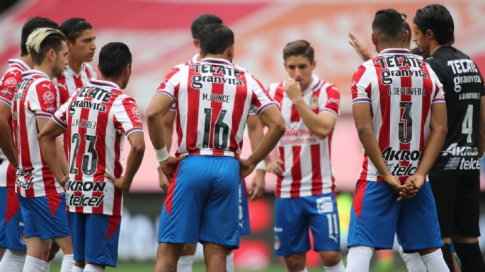 Se acercan los cambios: la directiva de Chivas tiene dos candidatos para tomar el mando del equipo