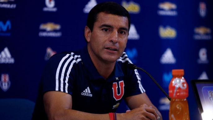 "Seguiré en la U": Esteban Valencia sorprendió en la previa del debut de Universidad de Chile