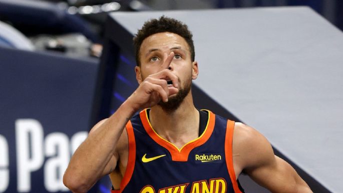 “Es muy posible que termine en los Warriors”: Stephen Curry tendría una nueva estrella a su lado