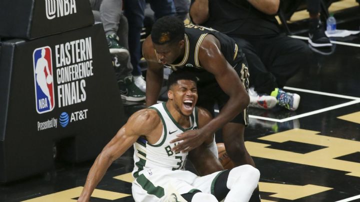 La espeluznante lesión de Antetokounmpo le dio la victoria a los Hawks, que ahora igualaron la serie