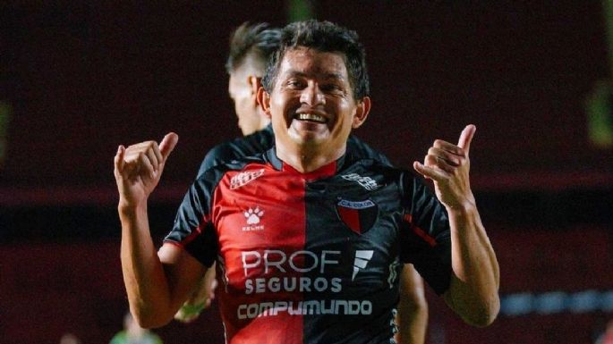 “La gloria no se compra”: Pulga Rodríguez y el pedido para homenajear al plantel del Colón campeón