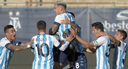 El presidente de Racing oficializó las primeras compras del mercado y Pizzi tendrá dos refuerzos