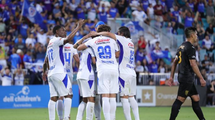 Lo siguen de cerca: una figura de Cruz Azul podría irse del equipo