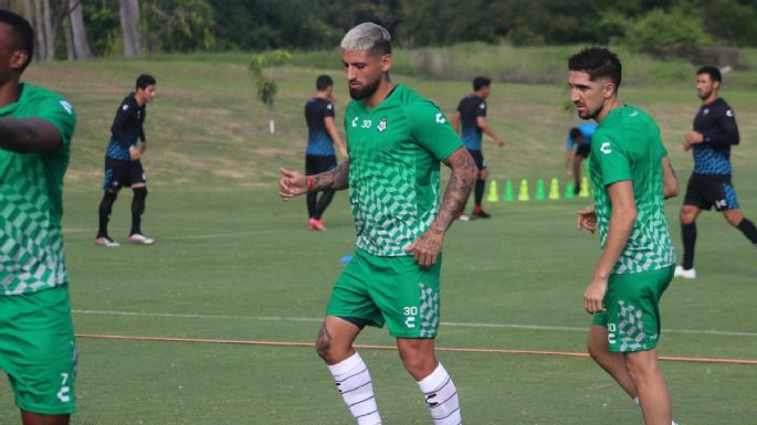 "No está enfocado": Almada habló sobre el presente de una de las figuras del Santos Laguna