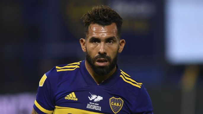 Crece la incertidumbre por el futuro de Carlos Tevez: un técnico que lo quería fue despedido