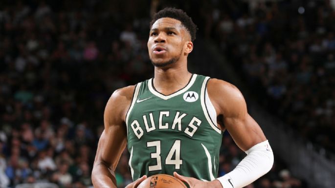 La lesión de Antetokounmpo mantiene en vilo a Milwaukee Bucks de cara a las Finales de la NBA