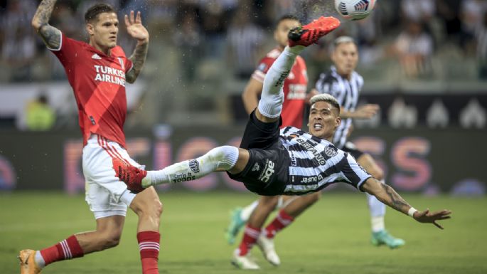 No le salió: River apostó al golpe por golpe, pero cayó goleado y eliminado ante Atlético Mineiro