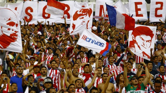 No están contentos: los fanáticos de Chivas volvieron a apuntar contra Vucetich