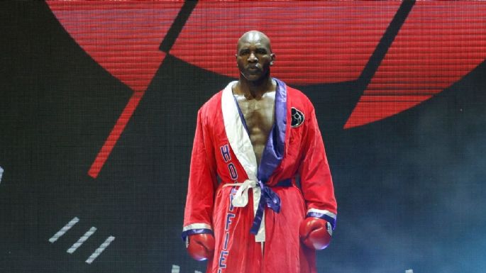 “Un desastre”: Evander Holyfield recibió una inesperada defensa