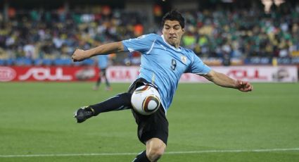 No se olvida: un entrenador reavivó su enojo con Luis Suárez por Sudáfrica 2010