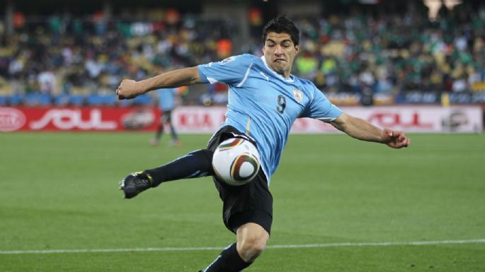 No se olvida: un entrenador reavivó su enojo con Luis Suárez por Sudáfrica 2010