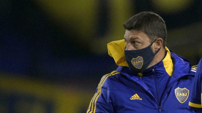 "Me preocupa": un ídolo de Boca no confía en Battaglia de cara al clásico