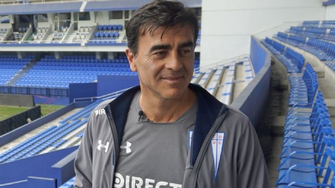 Se olvidó de Gustavo Quinteros: el ex Universidad Católica que eligió al mejor entrenador de Chile