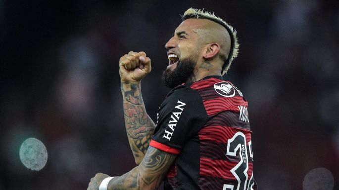 Quiere ser titular: la noticia que podría favorecer a Arturo Vidal en Flamengo