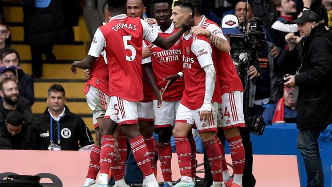 Con pelea en el final: Arsenal se quedó con el clásico ante Chelsea y superó al Manchester City