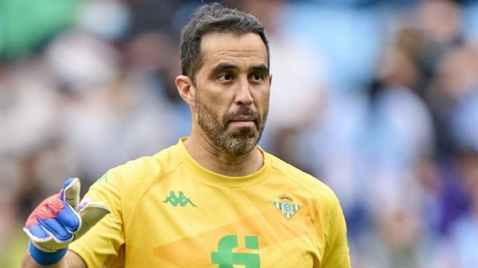 "¿Por qué no?": el exótico destino donde Claudio Bravo podría seguir su carrera como futbolista