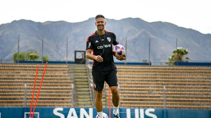 Varias opciones para Demichelis: los futbolistas que sumará River a fin de año