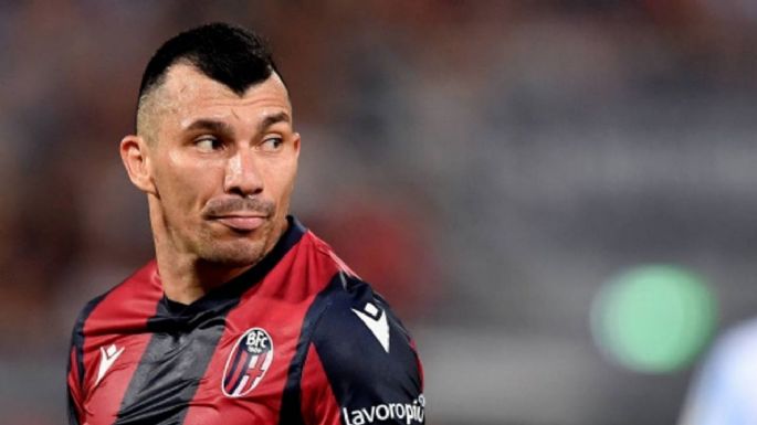 Siempre del lado de su equipo: Gary Medel recibió un regalo por su lealtad al Bologna