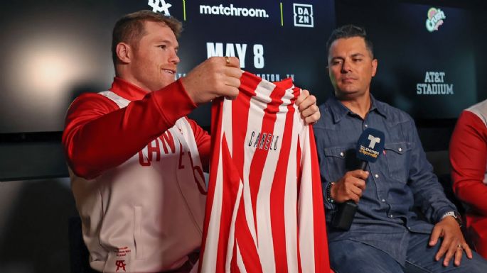 Se tomó como traición: Canelo Álvarez se pone una camiseta y no es la de Chivas