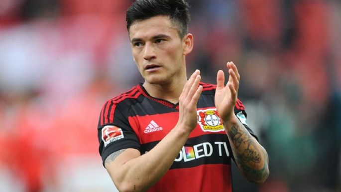 “Se abren oportunidades”: DT del Bayer Leverkusen puso en duda el futuro de Charles Aránguiz