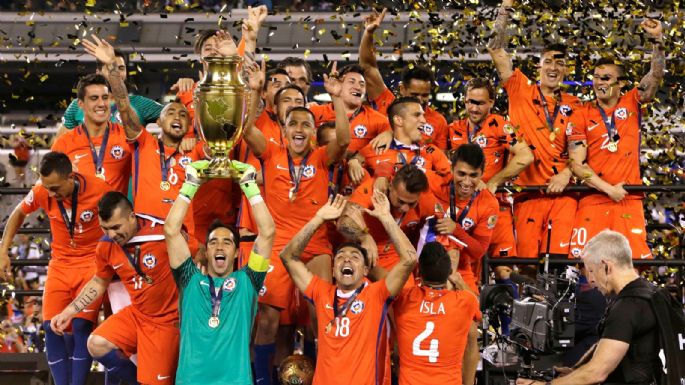 Tristeza en la Selección Chilena: un campeón de América anunció su retiro del fútbol