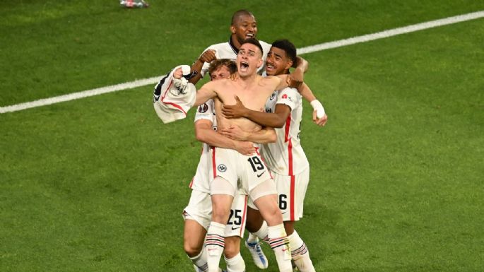 Borré intratable: el colombiano fue clave para que Eintracht Frankfurt se corone campeón