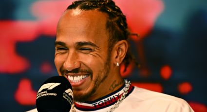 Idéntico: en Bakú, Lewis Hamilton fue homenajeado con un retrato