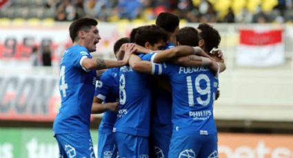 Por las constantes bajas: el inesperado futbolista que tendría su chance en Universidad Católica