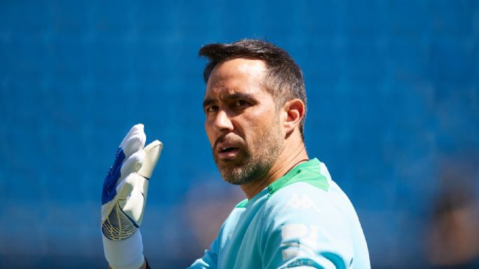 Hizo historia: la marca de Claudio Bravo que la prensa española volvió a poner en escena